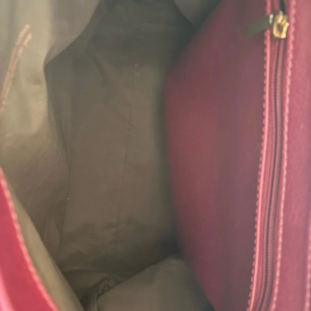 Matt & Nat Burgundy Tote Bag - Picture 6 of 6